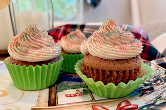 CoastPacking_GingerbreadCupcakes.jpg